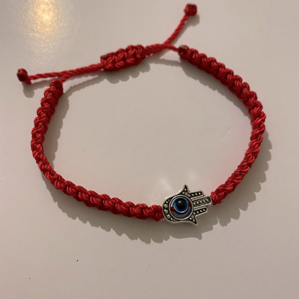 Even eye bracelet